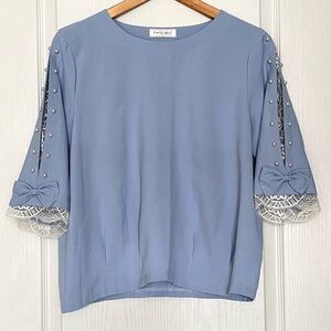 Periwinkle Blue Blouse Pearl & Lace Split Sleeve with Bow Sz L Coquette Feminine
